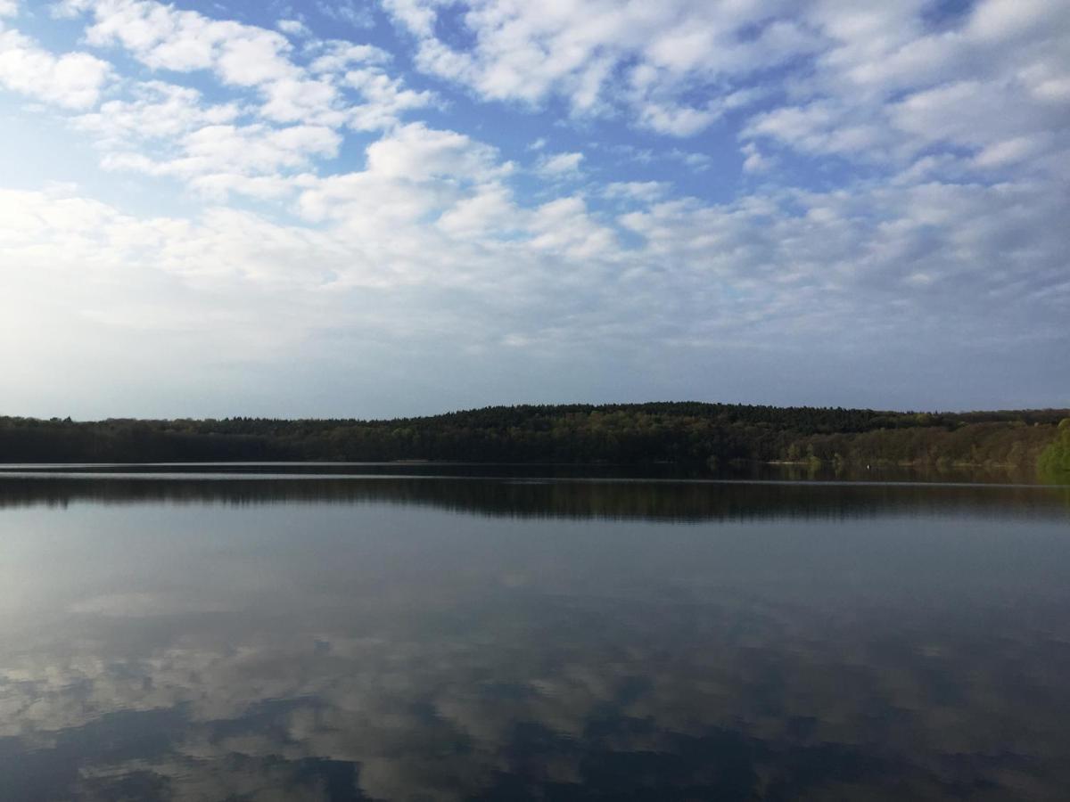 Ferienwohnungen Direkt Am See Bei Den Kaiserbaedern Heringsdorf  Bagian luar foto