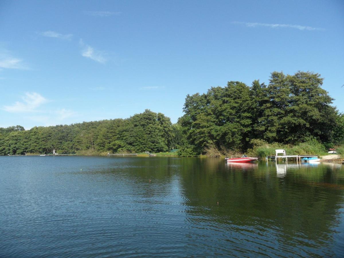 Ferienwohnungen Direkt Am See Bei Den Kaiserbaedern Heringsdorf  Bagian luar foto